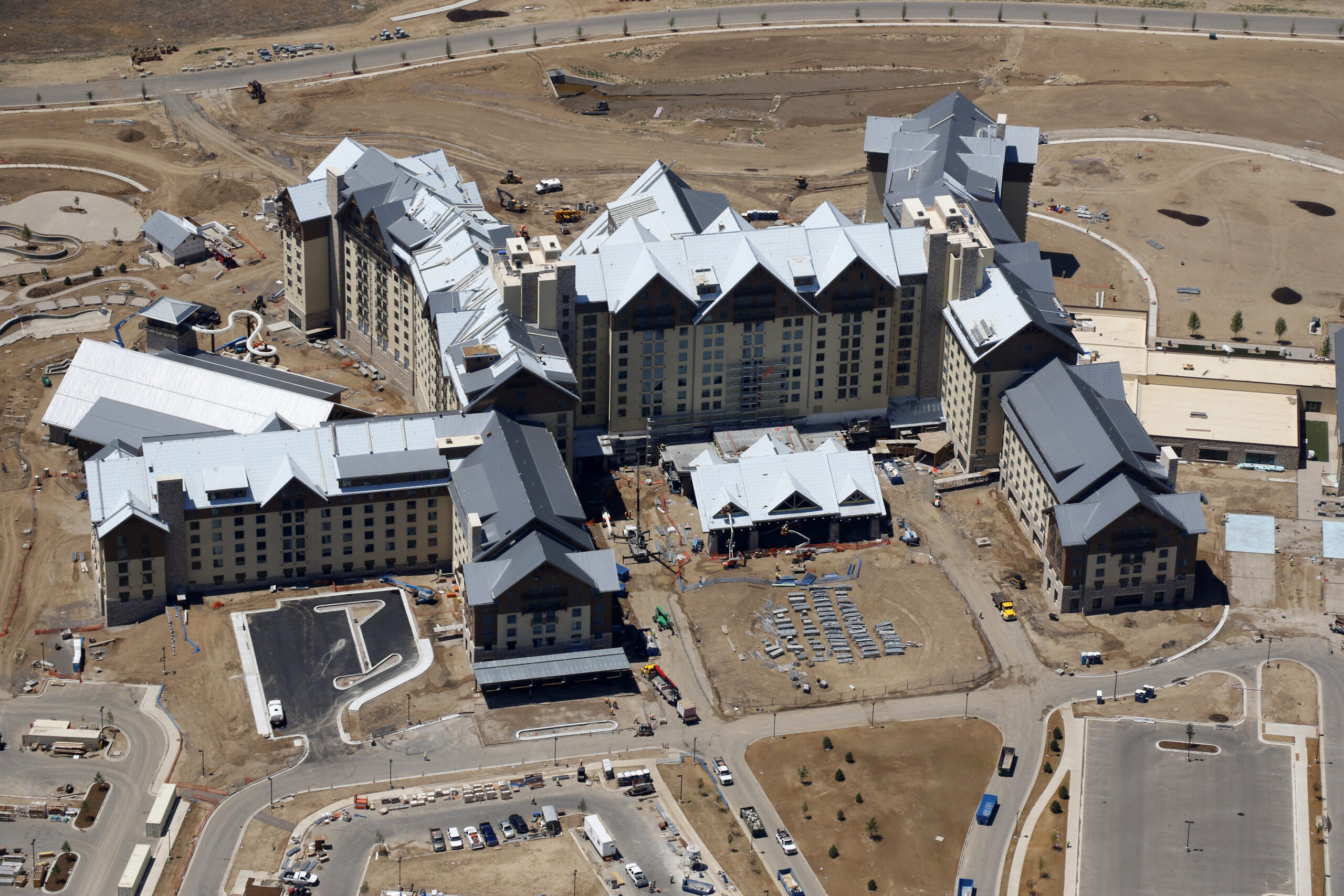 Gaylord of the Rockies LPR Construction